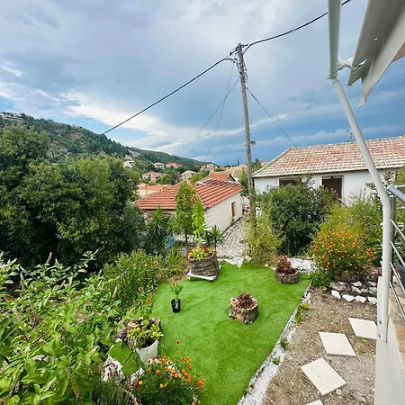 Woodhome Vila Kalamítsi